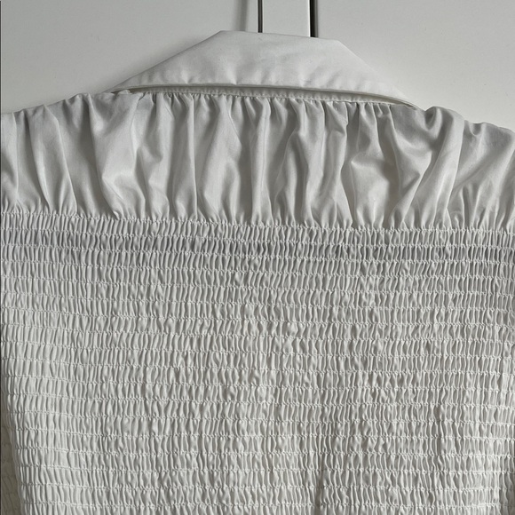 🤍HOST PICK En Saison NWOT White Smocked Blouse Puff Sleeve, Size M - Picture 8 of 11
